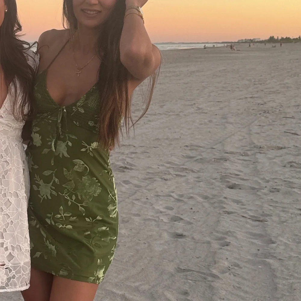 Hello Molly Green Floral Mini Dress - Picture 4 of 5